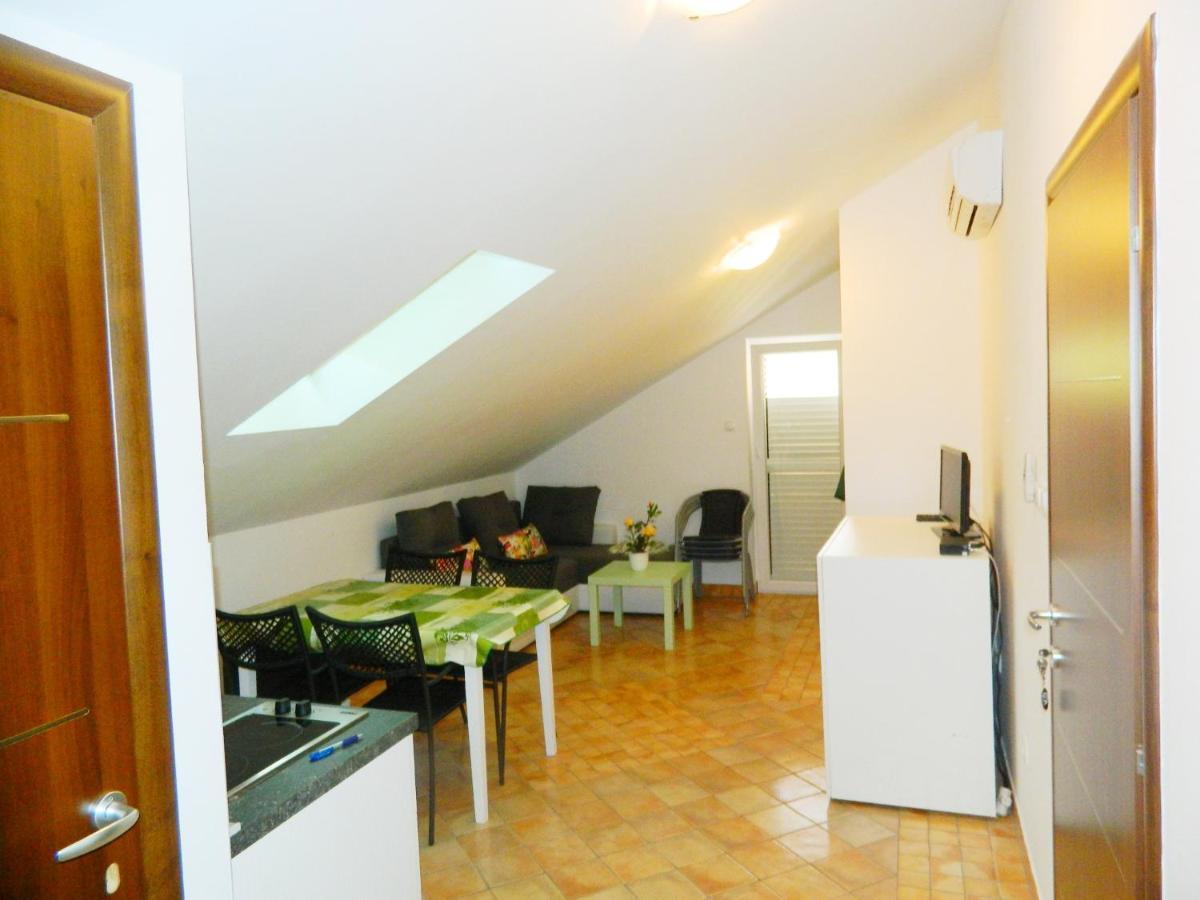 Hacienda Valmare Apartment เบรลา ภายนอก รูปภาพ